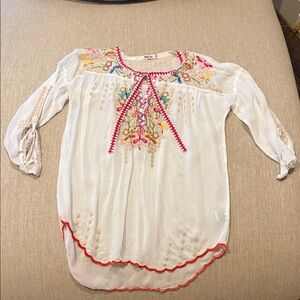 Johnny Was White Blouse with Vibrant Embroidery
